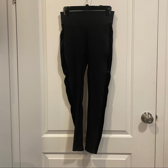 Spanx Ponte Velvet Leggings - Picture 4 of 5